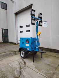 Torre faro con gruppo elettrogeno 5kw diesel nuova