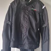 Giacca e pantaloni da moto