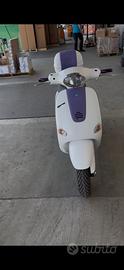 Vespa et4 125cc