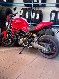 Ducati Monster 821 Stripe