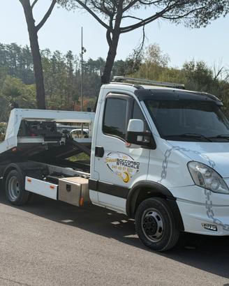 Iveco daily 35.21 anno 2012 (superman)