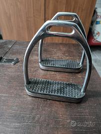 Staffe in metallo  con panca in gomma per Cavalli 