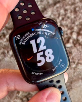 Apple Watch 7 45mm GPS Mezzanotte - crepa schermo