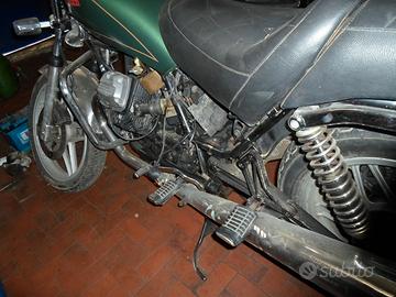 Ricambi moto Guzzi v35 Florida '89