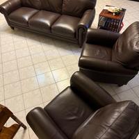Divano e poltrone Natuzzi in pelle