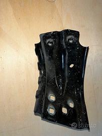 Staffa supporto parafango anteriore Jeep compass