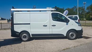 Renault Trafic 2.0 Tdi - Furgone 3 Posti - Anno 20