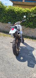 Honda Dominator trasformata in XR