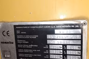Pala gommata Komatsu wb70