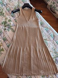 abito in maglione oro plissettato 