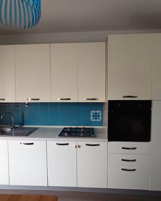 Cucina Completa Usata in Buone Condizioni - 3,30 m