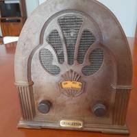 Riproduzione della radio Charleston degli anni '50