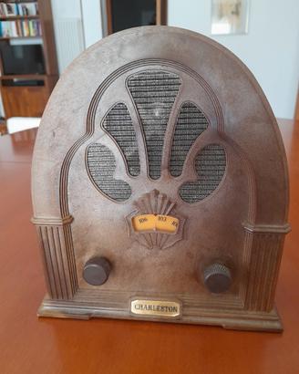 Riproduzione della radio Charleston degli anni '50