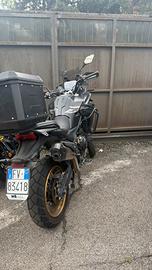 Voge valico 625 dsx permuta con T max