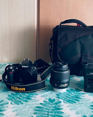 Reflex Nikon D3100