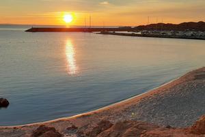 Isola Rossa trilo 7 posti vicino alle spiagge