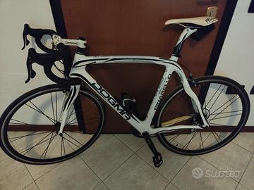 bici da corsa pinarello