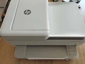 Stampante HP a colori praticamente nuova