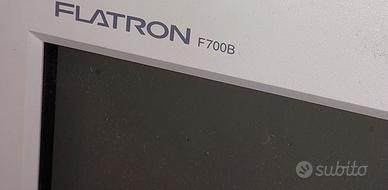 monitor LG Flatron 700B