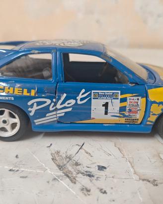 modellino auto Ford escort vintage 