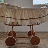 Culla bimbo in vimini