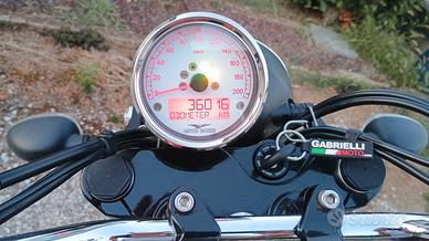 Moto Guzzi V9 Roamer
