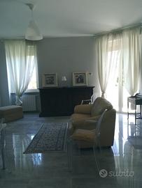 Appartamento ristrutturato semi arredato