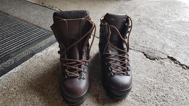 Scarpe da montagna Truppe Alpine EI anni 90-2000