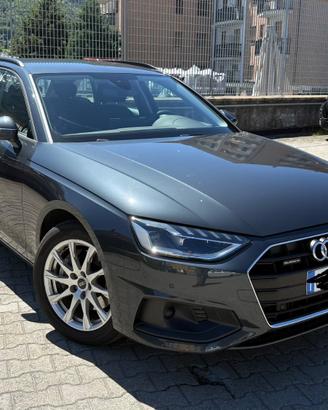Audi A4  Avant 40 TDI  quattro  S Tronic