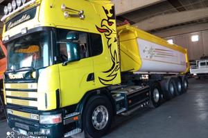 Scania cv r 144 530 con semirimorchio minerva