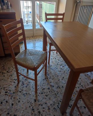 tavolo e sedie