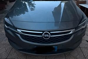 Opel astra 2018