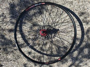 Cerchi ZTR Crest ultralight e pignoni Shimano XTR