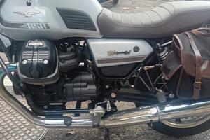 moto Guzzi v7 850 special