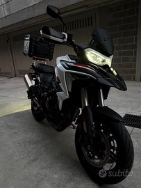 TRK 702