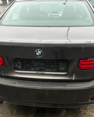 Baule (senza fanali) BMW 320 F30 berlina 2016