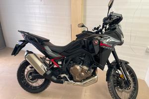 Africa twin 1100 ES