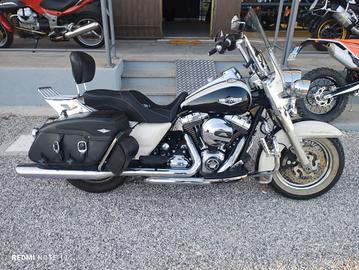 Harley-davidson Touring Road King 1690 FLHR