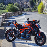 KTM Superduke 1290 r