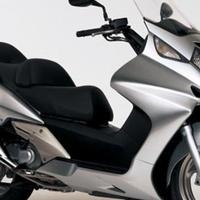 ricambi honda silverwing 400 600 01-09