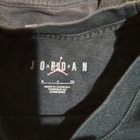 varie magliette estive di varie firme.