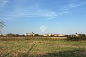 TER. RESIDENZIALE A BOTRICELLO