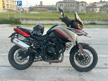 Benelli trk 702 x