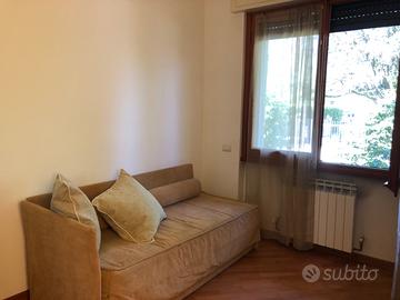 Camere in villa a Siziano single doppie