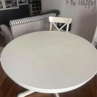 Tavolo IKEA allungabile 110/155 cm con sedie