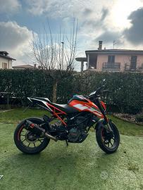 KTM Duke 125