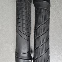Manopole Ergon nere da 13 cm, x Mtb