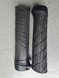 Manopole Ergon nere da 13 cm, x Mtb