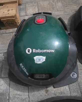 robot tagliaerba