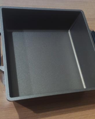 Tegame Quadrato antiaderente 25×25 cm. cap. 3,50Lt